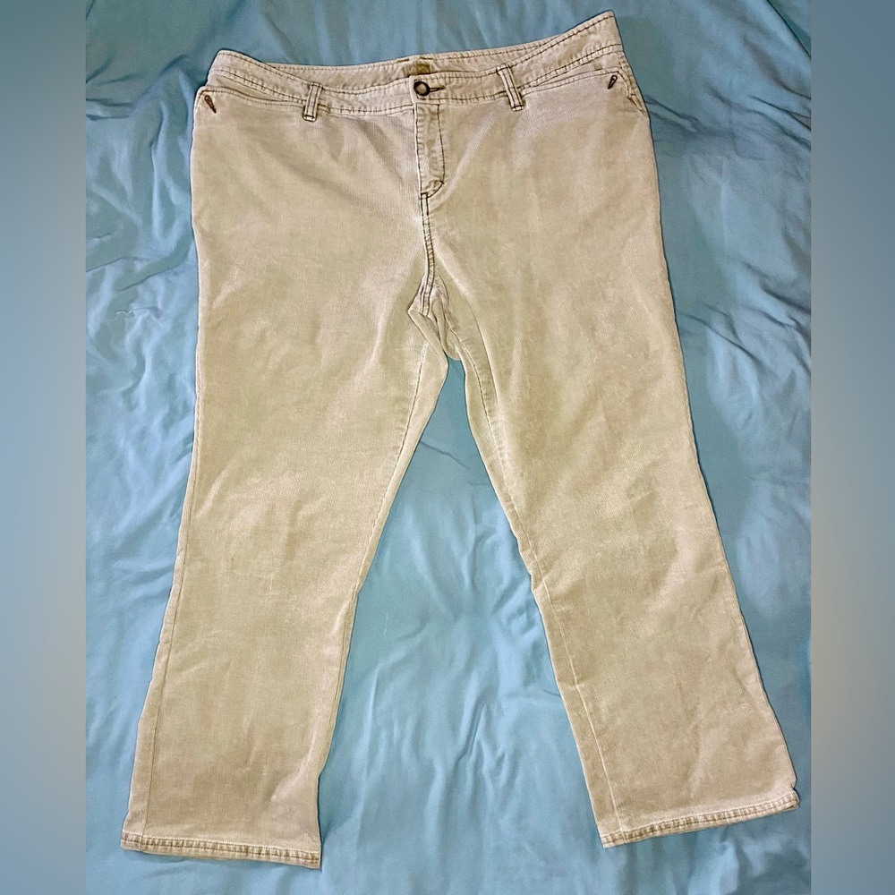 Vtg Eddie Bauer 18P Light Tan Soft Corduroy Straight Unique Pocket Womens Pants